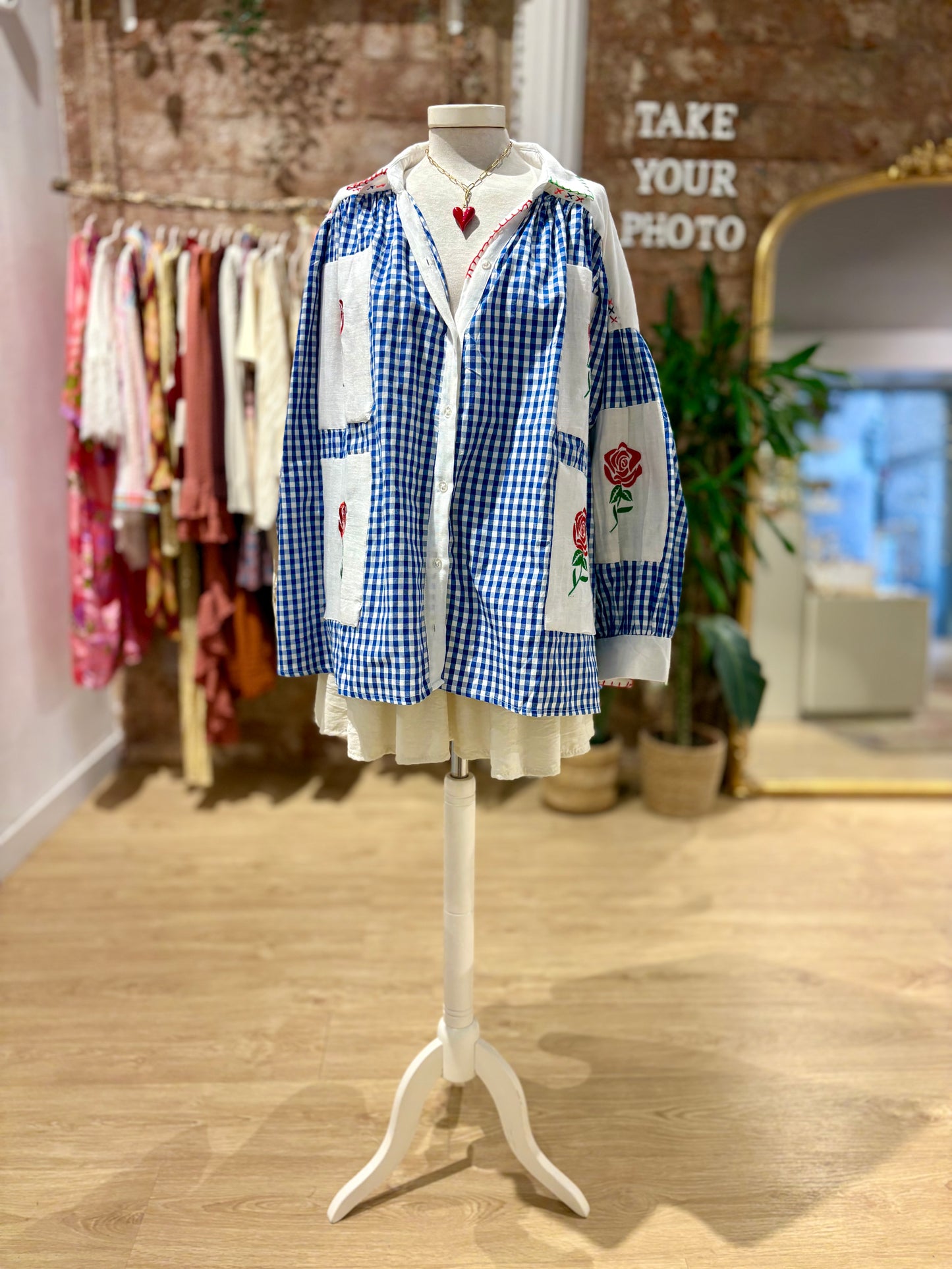 Camisa Oversize Bordada