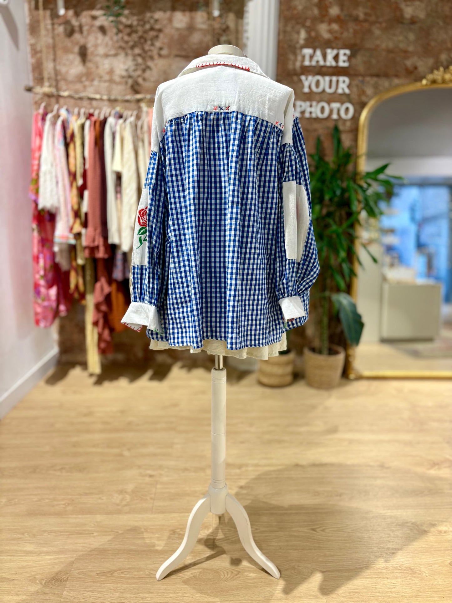 Camisa Oversize Bordada