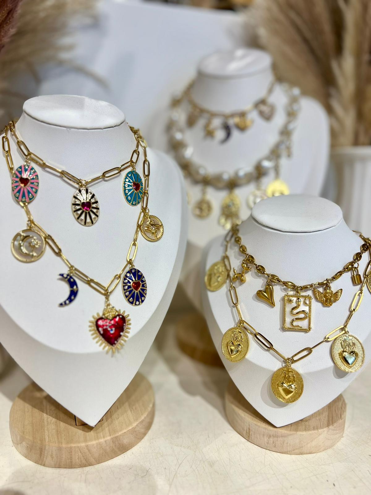 Collares