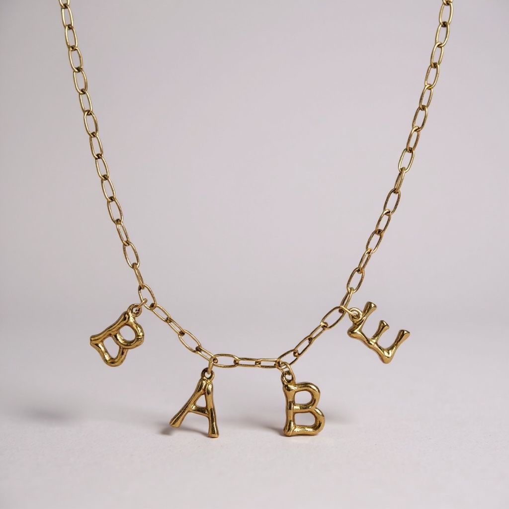 Babe Necklace